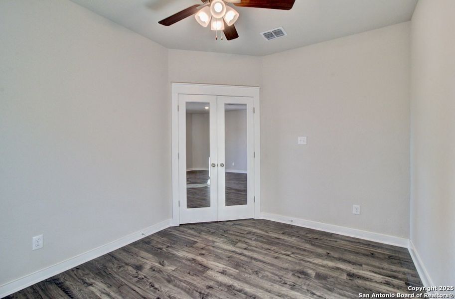 Spacious, unfurnished interior of a new home in Westridge - Landmark, San Antonio (Image 13).