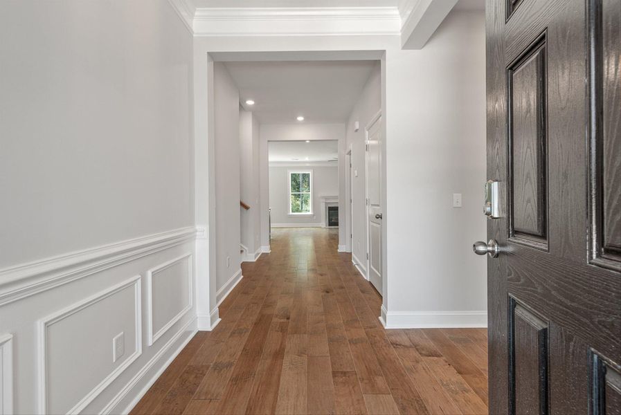 Spacious, unfurnished interior of a new home in The Enclave at French Quarter Creek, Huger (Image 17).