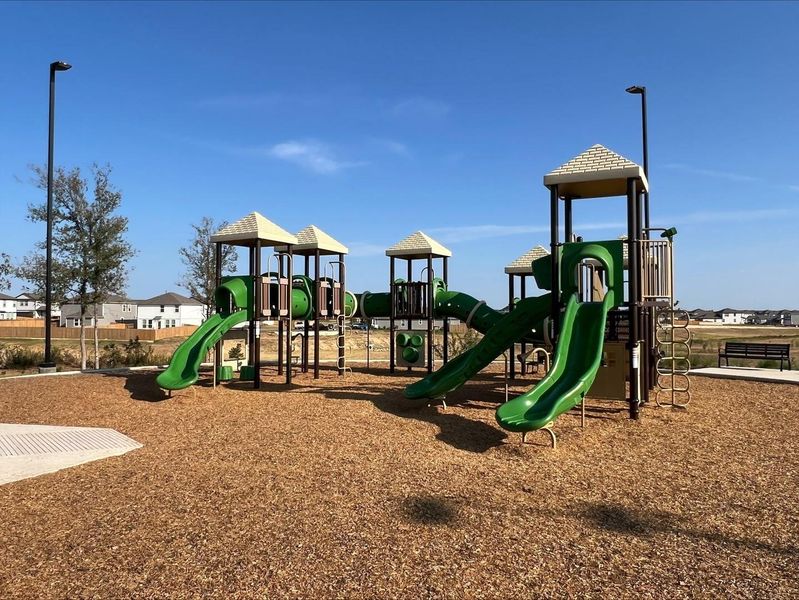 Community amenities in The Ridge at Trinity Ranch, Elgin (Image 8).