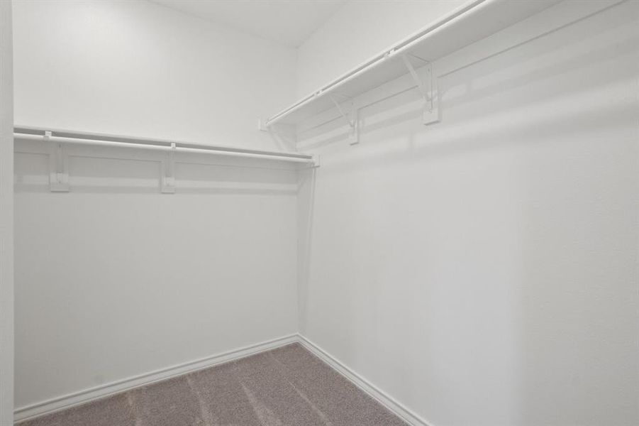 Spacious, unfurnished interior of a new home in Heartland Signature, Heartland (Image 14).