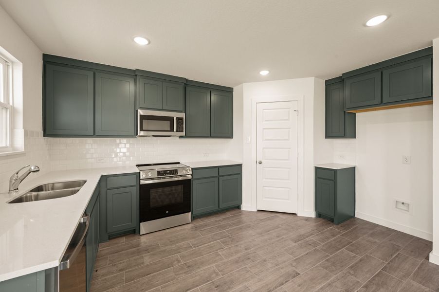 Furnished interior view inside a new home in Gatlin Ranch, Springtown (Image 7).