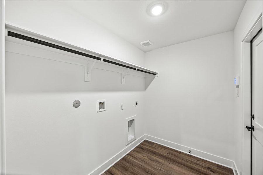 Spacious, unfurnished interior of a new home in River Ranch Trails, Dayton (Image 16). Spacious, unfurnished interior of a new home in River Ranch Trails, Dayton (Image 16).