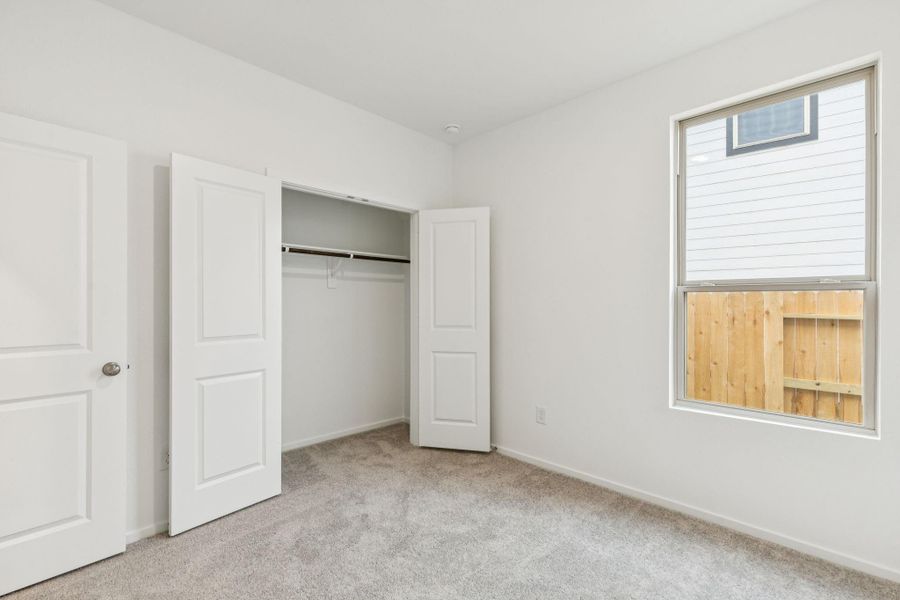 Spacious, unfurnished interior of a new home in Mavera, Conroe (Image 20).