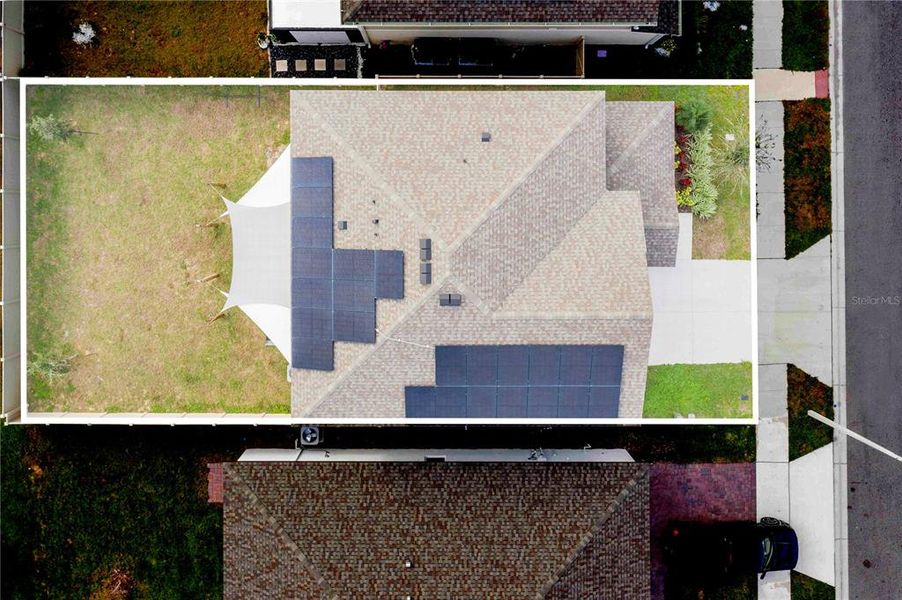 Exterior details and patio area of a home in Lawson Dunes, Haines City (Image 20).