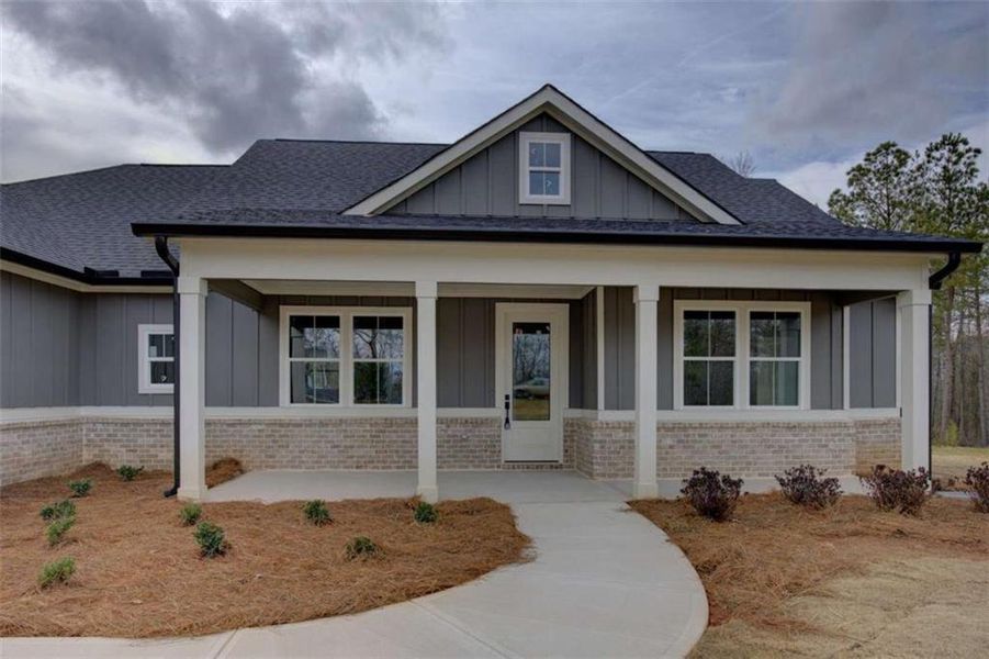 Image 8 of a home in . Image 8 of a home in .