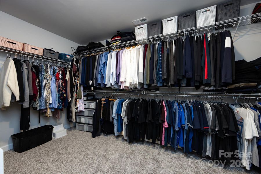 Image 40 of a home in Simpson Farms.