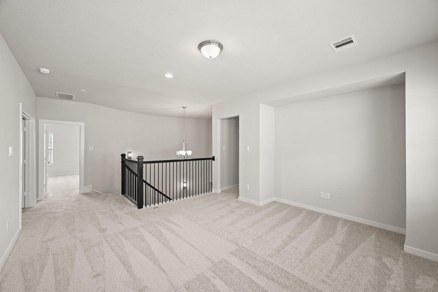 Spacious, unfurnished interior of a new home in Barton Creek Ranch, Conroe (Image 22). Spacious, unfurnished interior of a new home in Barton Creek Ranch, Conroe (Image 22).