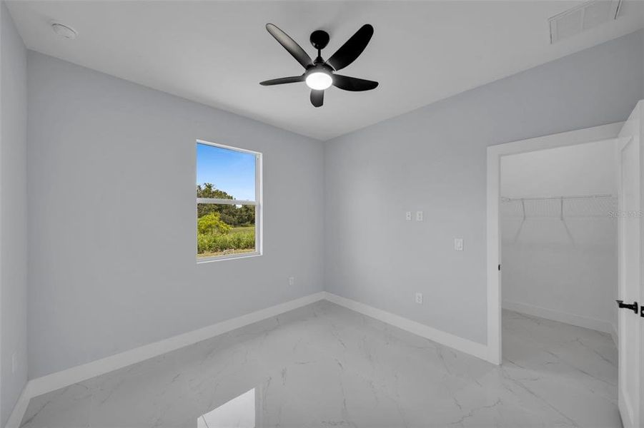 Spacious, unfurnished interior of a new home in , Lehigh Acres (Image 22).