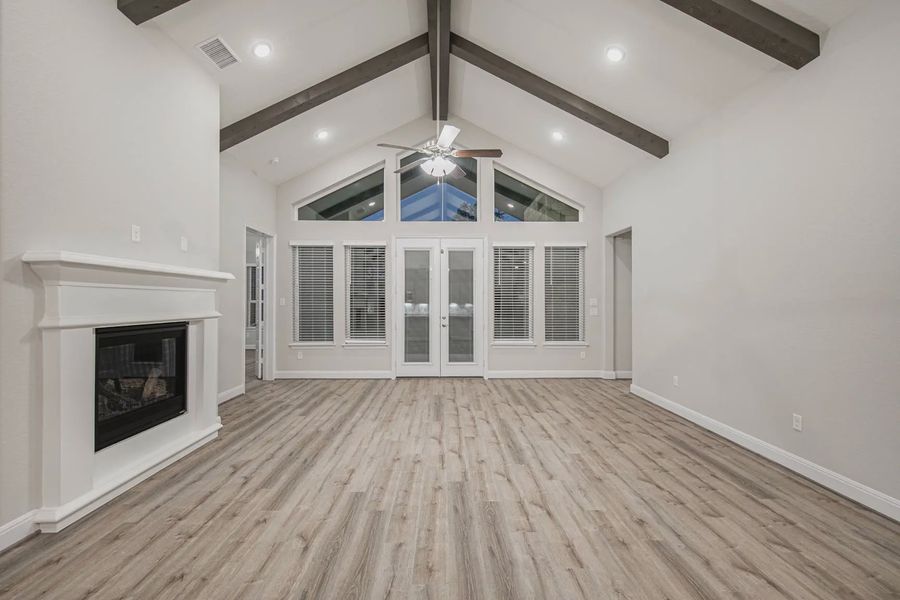 Representative unfurnished interior of a home built from the Calvin by Chesmar Homes in Heimer Estates at Garden Ridge, Fulshear (Image 16).