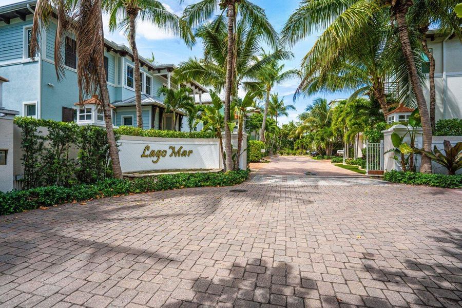 001-900LagoMarLane-BocaRaton-FL-33431-SM 001-900LagoMarLane-BocaRaton-FL-33431-SM