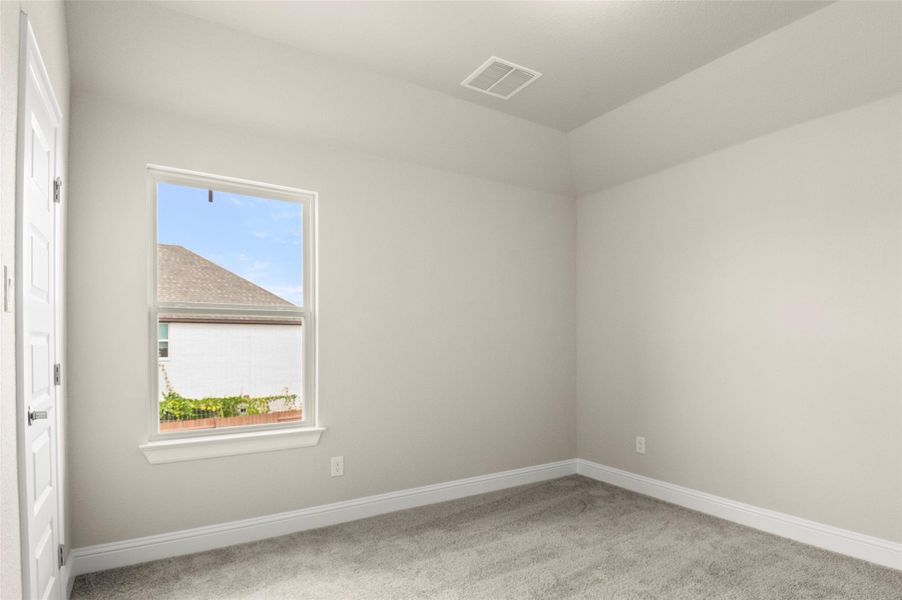Spacious, unfurnished interior of a new home in Oaks at San Gabriel, Georgetown (Image 19). Spacious, unfurnished interior of a new home in Oaks at San Gabriel, Georgetown (Image 19).