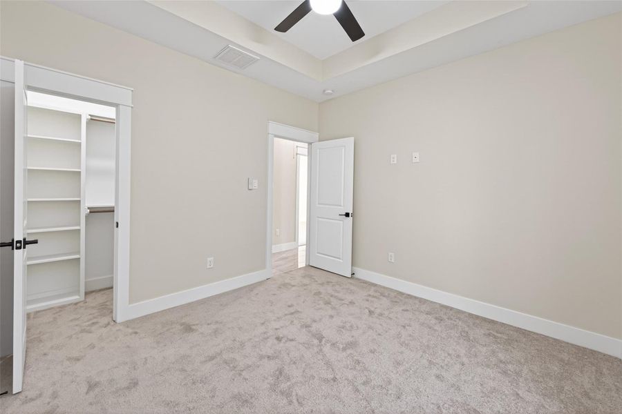 Spacious, unfurnished interior of a new home in , Dayton (Image 34).