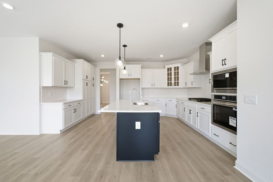 Furnished interior view inside a new home in Dorris Farm, White House (Image 9).
