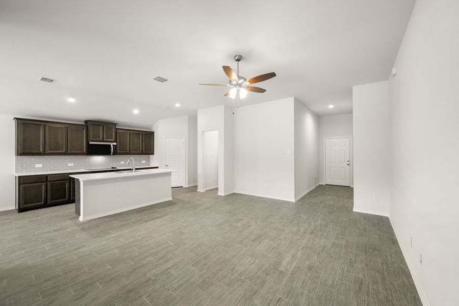 Front exterior of a new home in Mountain Valley, Burleson, TX, highlighting curb appeal (Image 9).