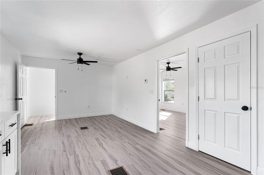 Spacious, unfurnished interior of a new home in , St. Petersburg (Image 23). Spacious, unfurnished interior of a new home in , St. Petersburg (Image 23).