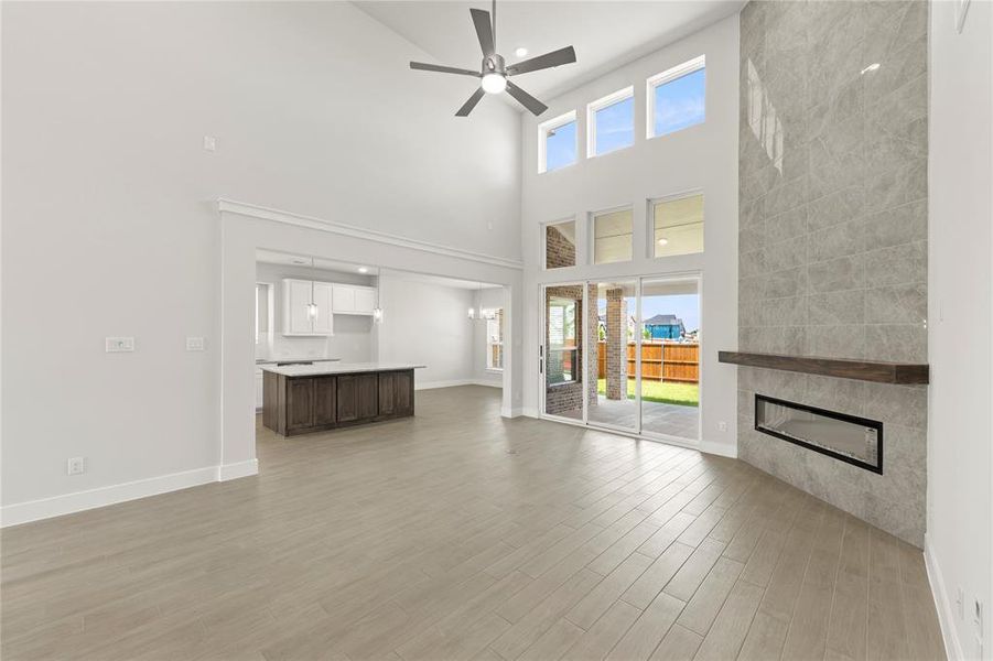 Spacious, unfurnished interior of a new home in Villages of Creekwood, Frisco (Image 16). Spacious, unfurnished interior of a new home in Villages of Creekwood, Frisco (Image 16).