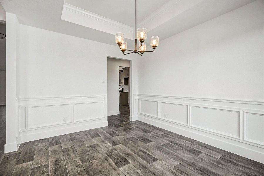 Spacious, unfurnished interior of a new home in , Angleton (Image 22).