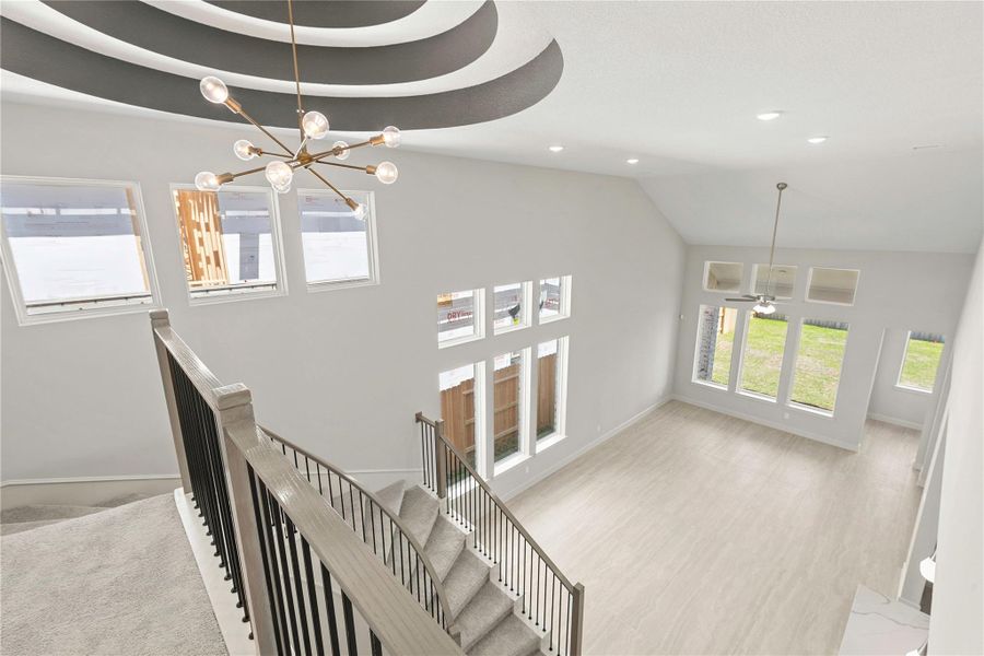 Representative image. Features, selections and colors may vary.