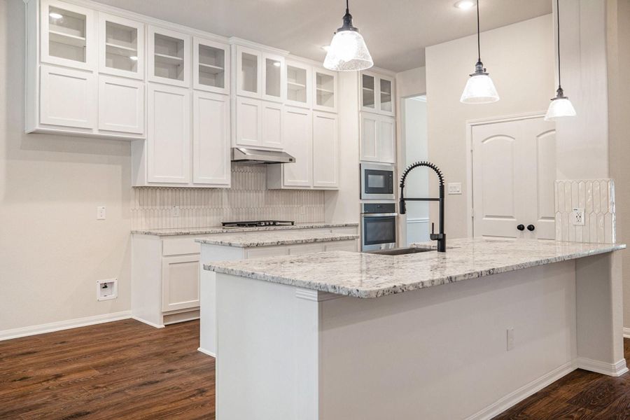 Furnished interior view inside a new home in Encino Estates, Dayton (Image 5).
