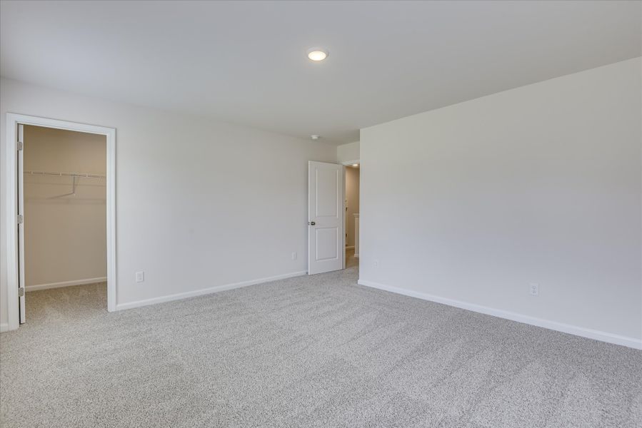 Spacious, unfurnished interior of a new home in Heritage Bay, Sumter (Image 46). Spacious, unfurnished interior of a new home in Heritage Bay, Sumter (Image 46).
