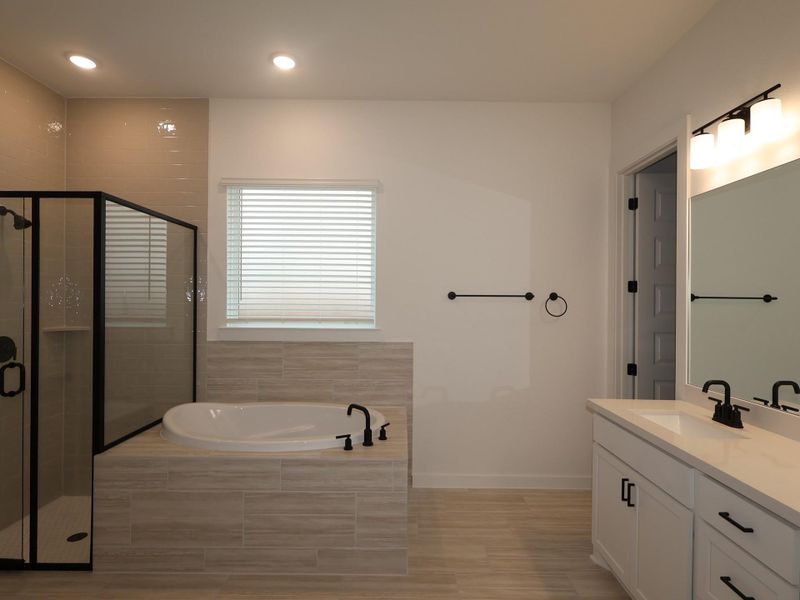 Furnished interior view inside a new home in Edgewood, Leander (Image 11).