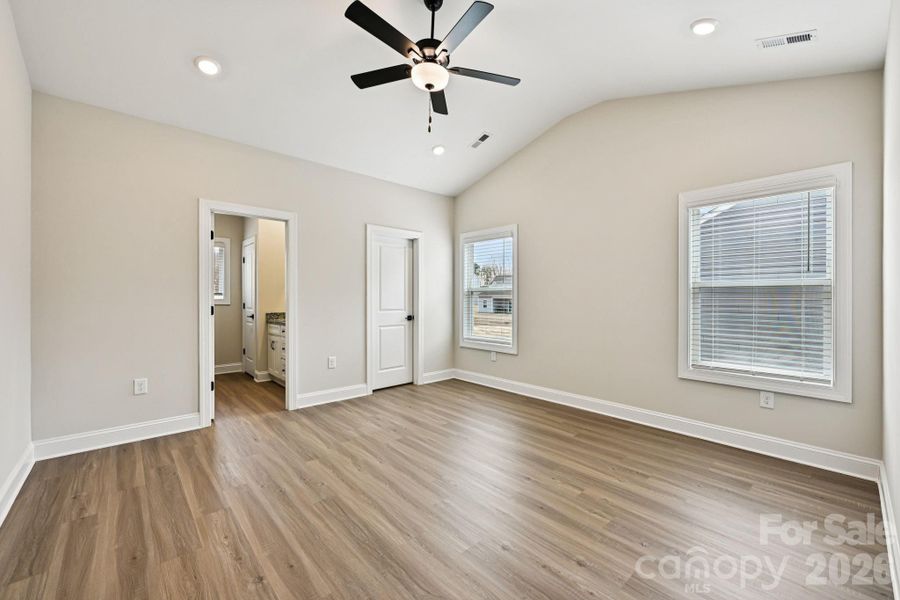 Spacious, unfurnished interior of a new home in Colonial Crossing, Troutman (Image 10).