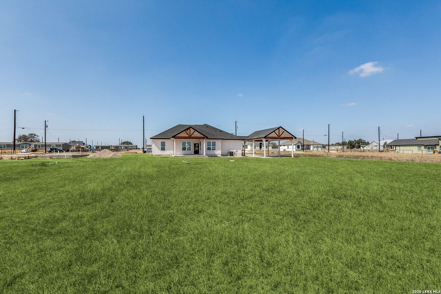 Community amenities in , Atascosa (Image 26).