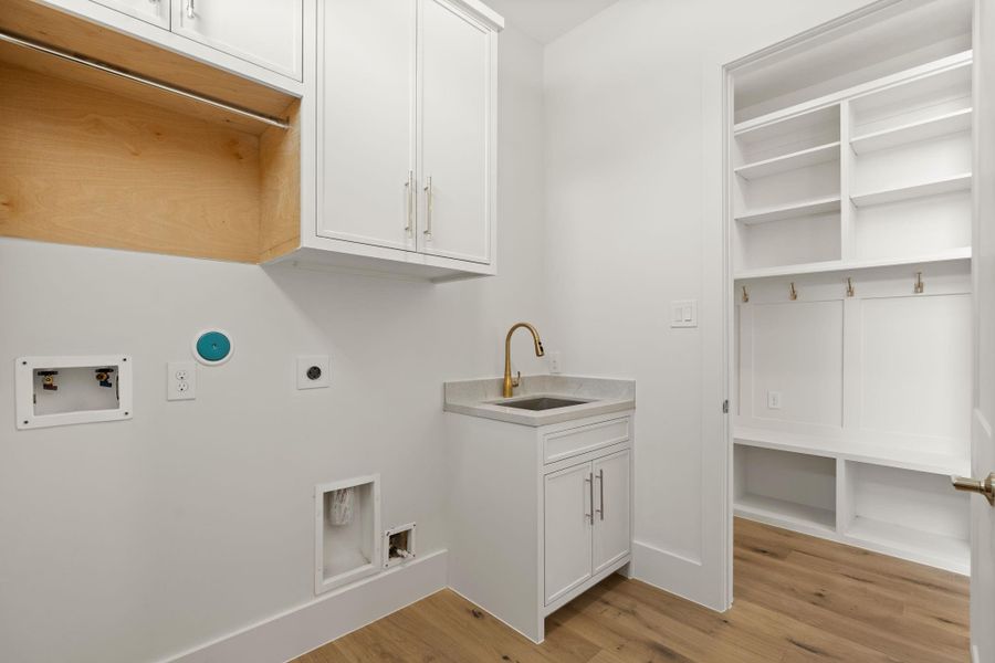 Furnished interior view inside a new home in , Houston (Image 34).