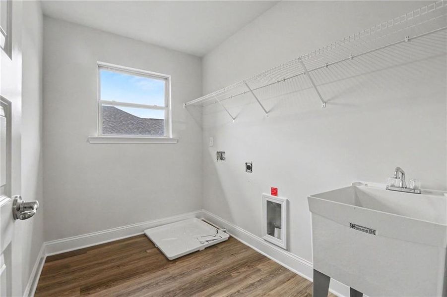 Spacious, unfurnished interior of a new home in Magnolia Villas, Cornelia (Image 34).