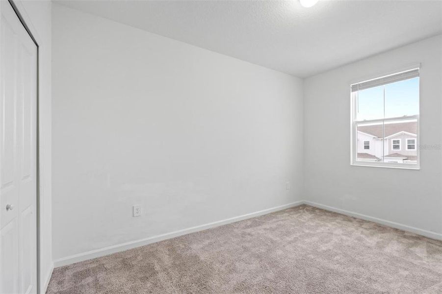 Spacious, unfurnished interior of a new home in Lake Wilson Reserve, Kissimmee (Image 17). Spacious, unfurnished interior of a new home in Lake Wilson Reserve, Kissimmee (Image 17).