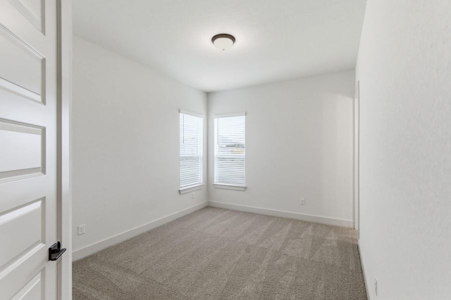 Spacious, unfurnished interior of a new home in Regency Ranch, Marion (Image 42).