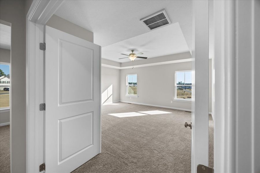 Spacious, unfurnished interior of a new home in Windsor, North Augusta (Image 23).