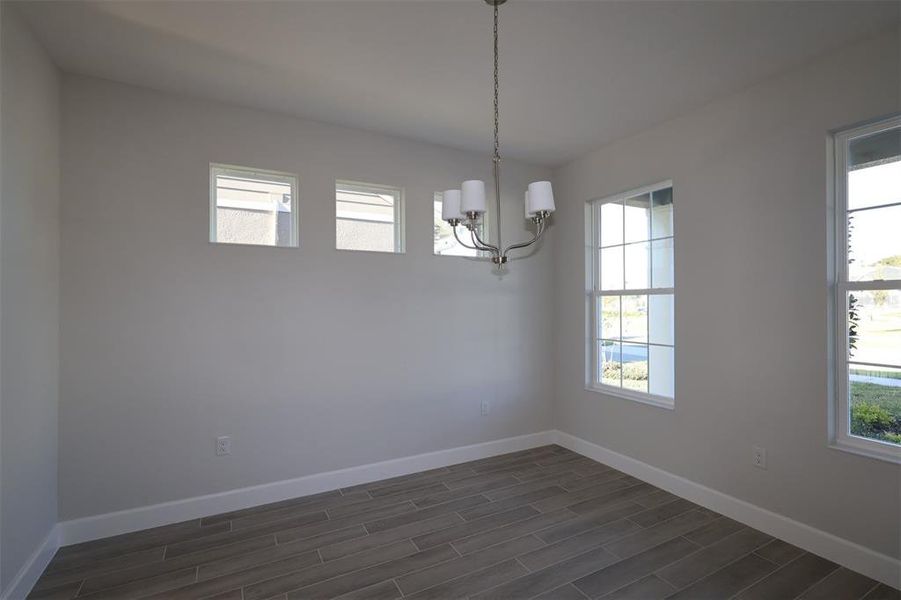 Spacious, unfurnished interior of a new home in Emerson Pointe, Apopka (Image 19).