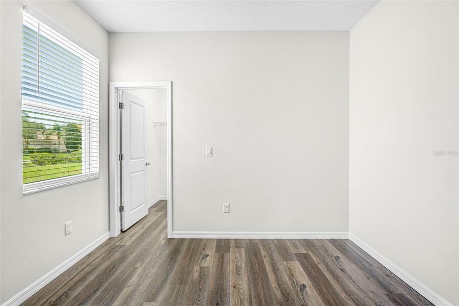 Spacious, unfurnished interior of a new home in , Weeki Wachee (Image 43).