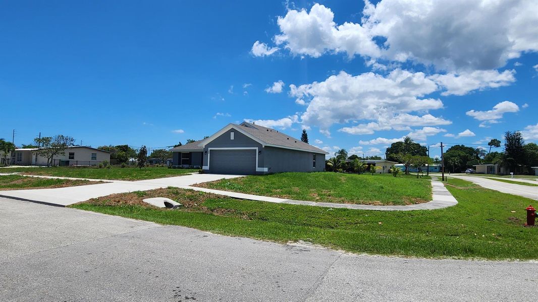 Furnished interior view inside a new home in Gatlin, Port St. Lucie (Image 17). Furnished interior view inside a new home in Gatlin, Port St. Lucie (Image 17).