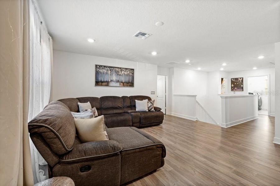 Furnished interior view inside a new home in , Davenport (Image 16). Furnished interior view inside a new home in , Davenport (Image 16).