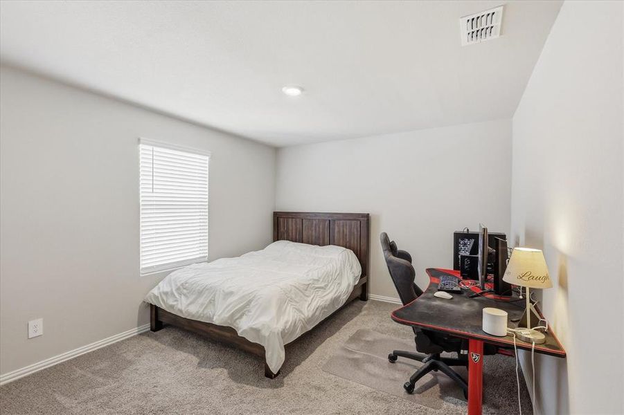 Furnished interior view inside a new home in Stonehaven, Seagoville (Image 16).