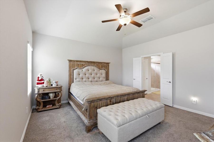 Furnished interior view inside a new home in Stonehaven, Seagoville (Image 33).