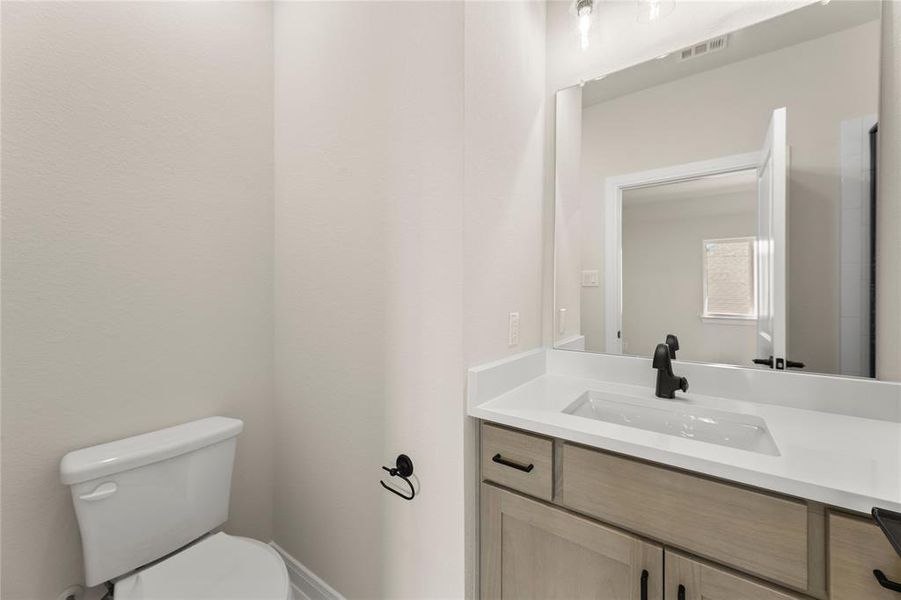 Furnished interior view inside a new home in Ten Mile Creek, Celina (Image 9).