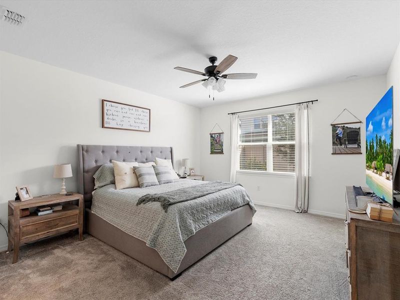 Furnished interior view inside a new home in , Land O' Lakes (Image 28).