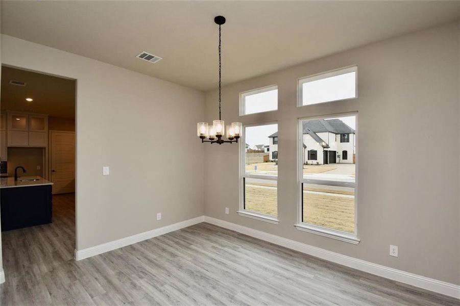 Spacious, unfurnished interior of a new home in , Prosper (Image 16).