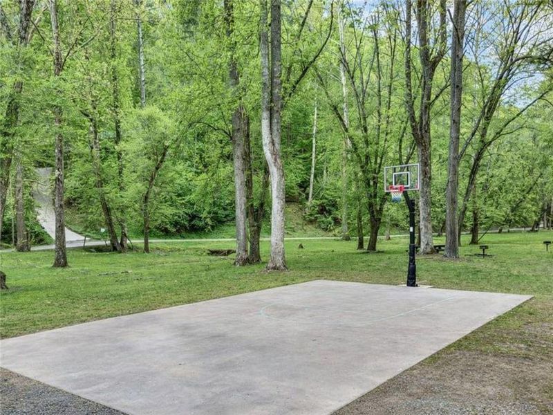 Natural landscape and outdoor views near in Ellijay (Image 75). Natural landscape and outdoor views near in Ellijay (Image 75).