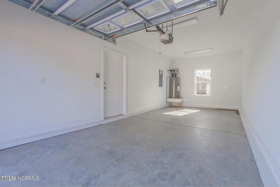 d24955e3ff15be2494c45f412797e8be-uncropp