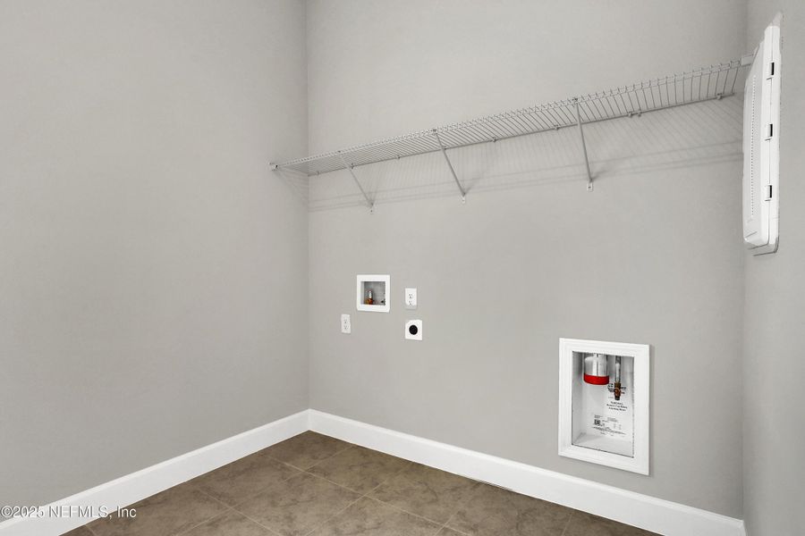 Spacious, unfurnished interior of a new home in Reverie at Silverleaf, St. Augustine (Image 17).