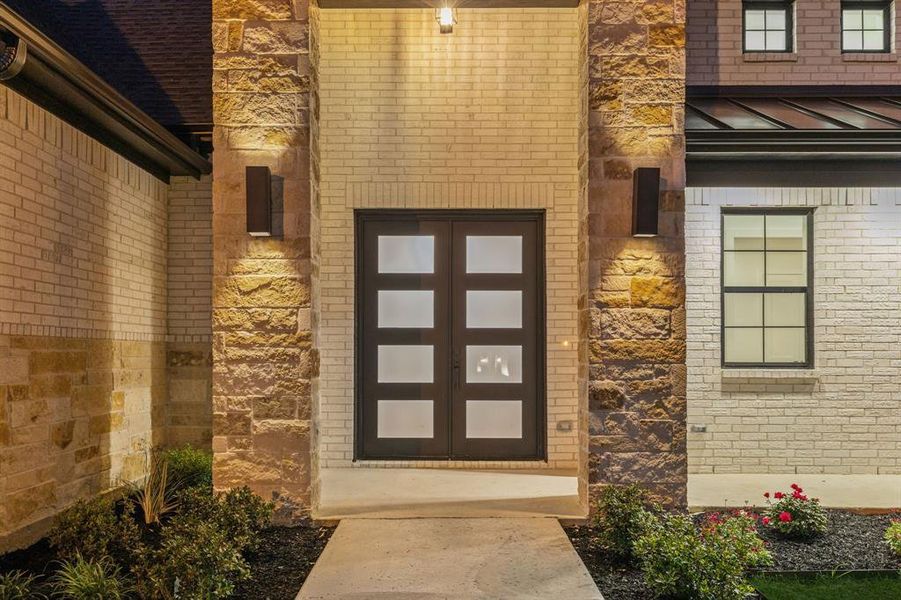 Exterior details and patio area of a home in , Argyle (Image 3).
