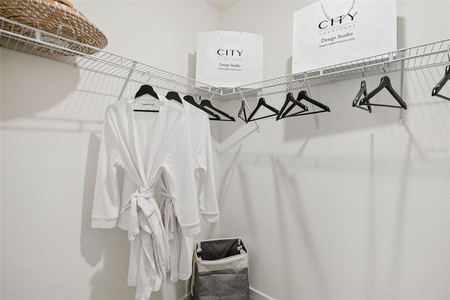 Close-up of interior finishes inside a home in Oak Pointe, Apopka (Image 16).