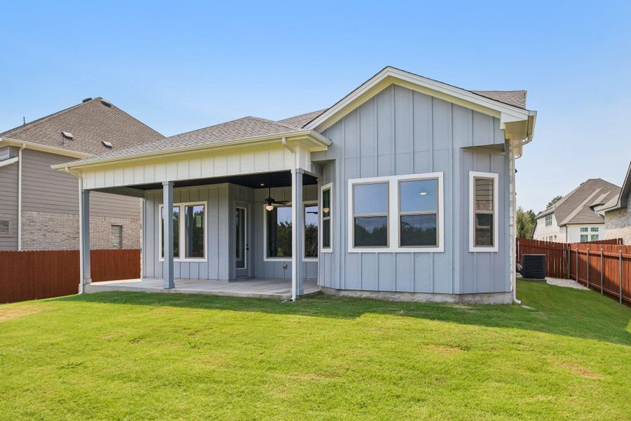 Exterior details and patio area of a home in Sauls Ranch, Round Rock (Image 20).