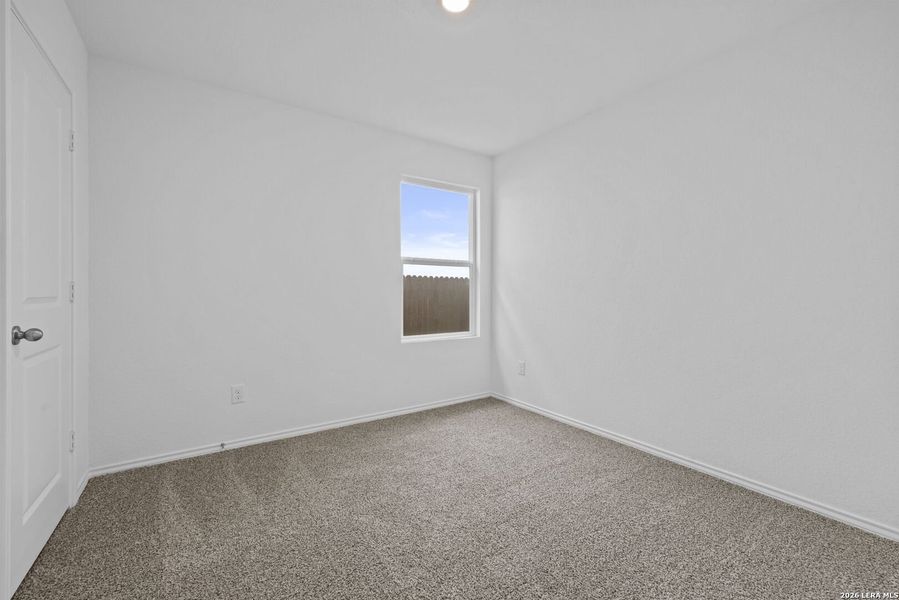Spacious, unfurnished interior of a new home in Avenida, Converse (Image 19).