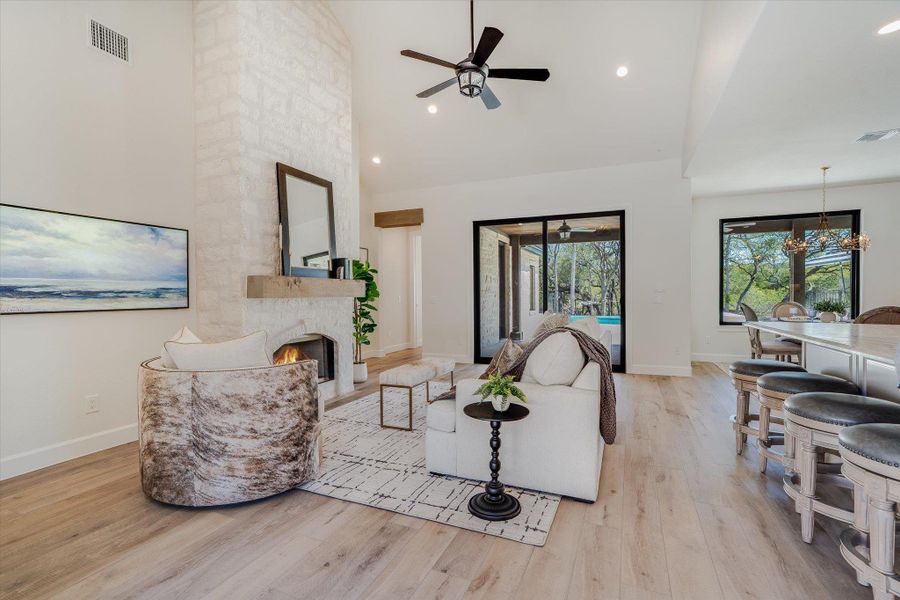 Furnished interior view inside a new home in , Wimberley (Image 8).