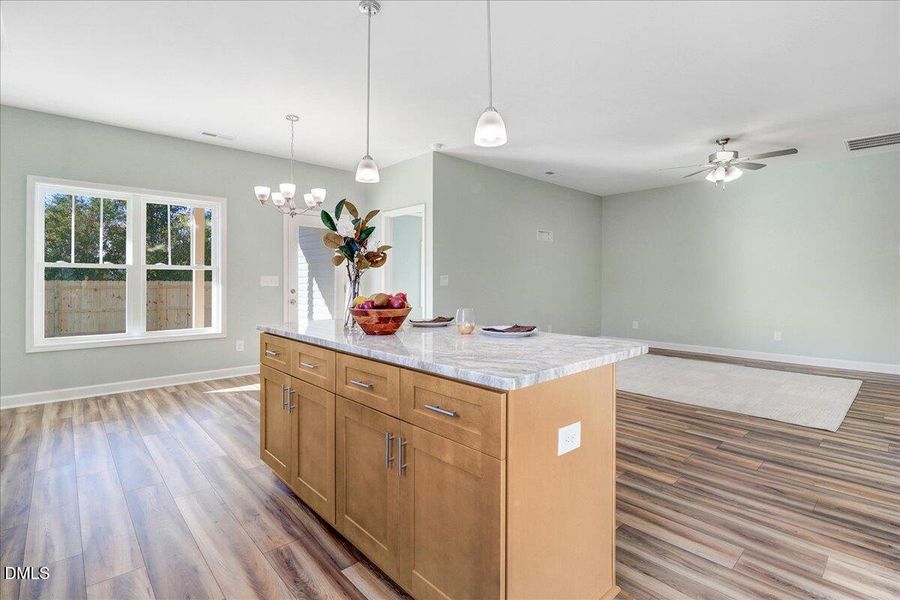 22-104 E Sillinger Dr-22